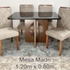 Mesa Madri 120x80 tampo preto bordas boleadas com cadeiras Califórnia cappucino
